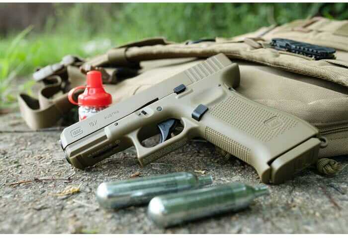 UMX Glock 19X Gen5 Tan .177 18Rd 2255212-img-1